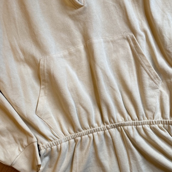 NWT Cream Romper - Picture 3 of 5